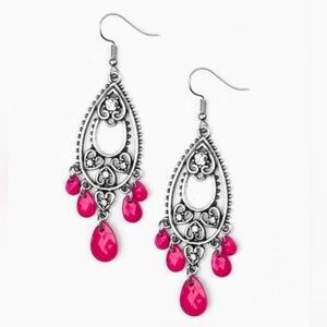 💖 Filigree heart design pink beaded earrings